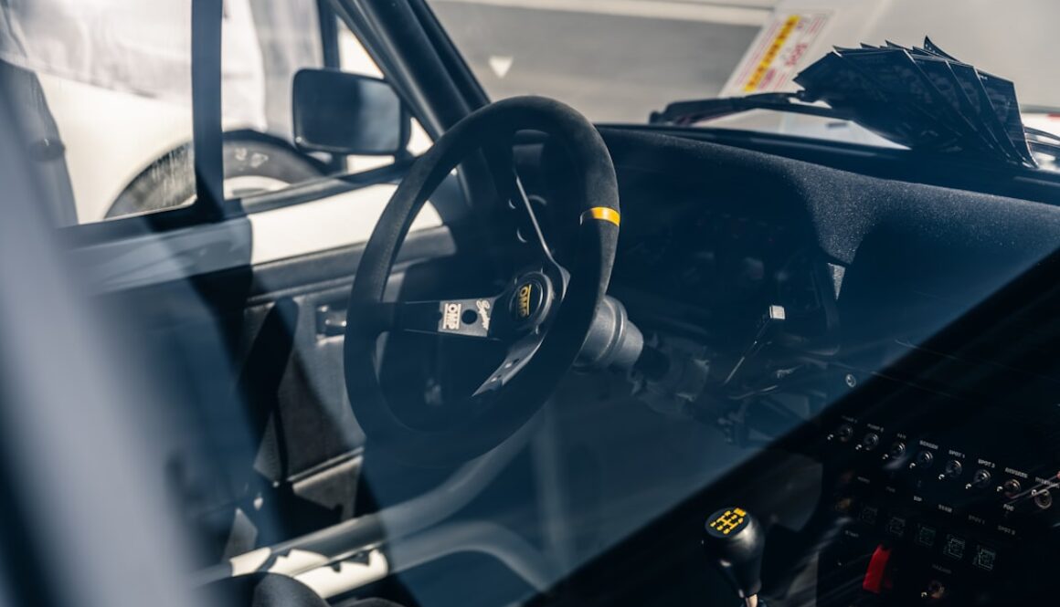 Podróż przez legendy – jak przygotować Forda Escorta na start w rajdach historycznych