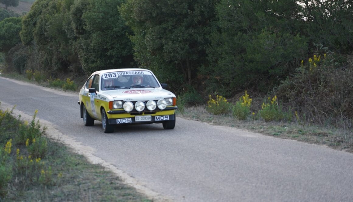 Czy Opel Kadett to auto, które zasługuje na miano legendy polskiego sportu rajdowego