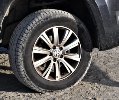 Jak właściwie wybrać opony rajdowe, aby zapewnić najlepszą przyczepność na szutrze